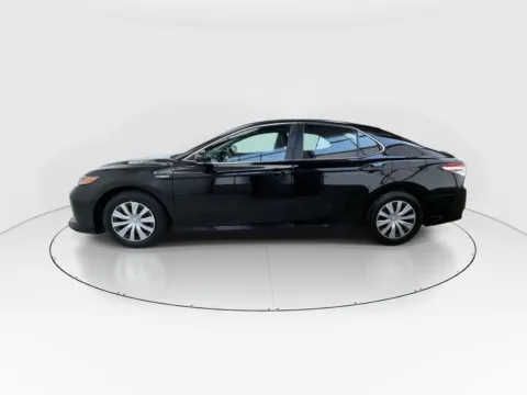 More photos of 2020 Toyota Camry Hybrid LE at Gulliver Auto Group, TX
