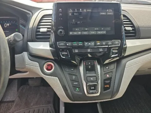 More photos of 2022 Honda Odyssey EX-L at Gulliver Auto Group, TX
