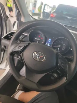More photos of 2021 Toyota C-HR LE at Gulliver Auto Group, TX
