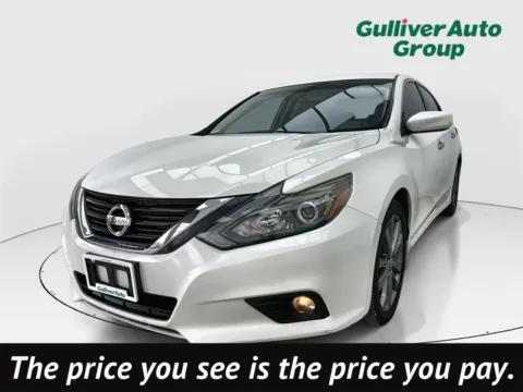 White 2018 Nissan Altima 2.5 SR for sale in Plano, TX