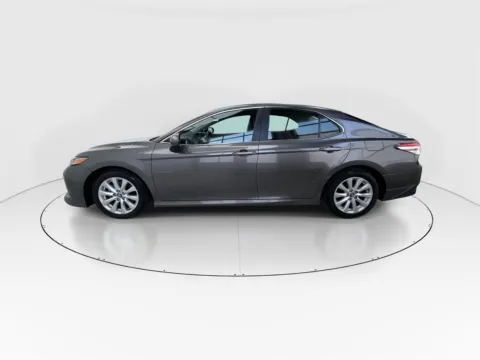 More photos of 2020 Toyota Camry LE at Gulliver Auto Group, TX