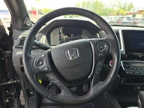 More photos of 2017 Honda Ridgeline Black Edition at Gulliver Auto Group, TX