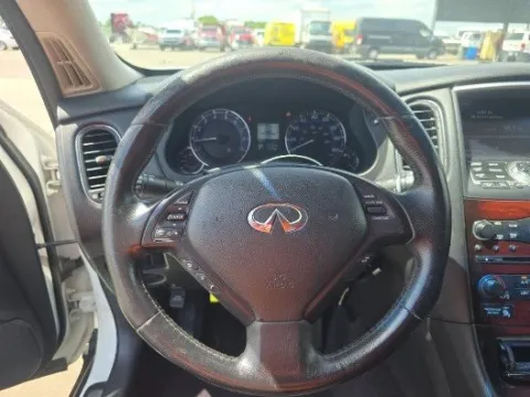 More photos of 2016 INFINITI QX50 at Gulliver Auto Group, TX