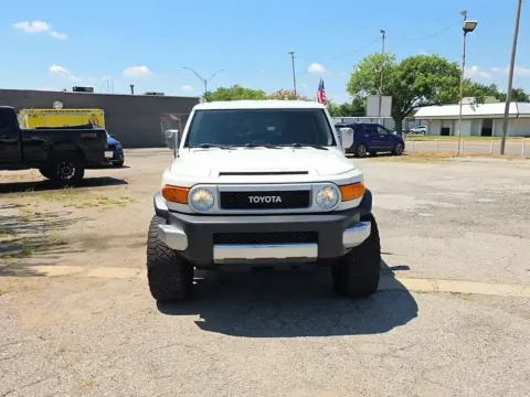 White 2010 Toyota FJ Cruiser for sale in Plano, TX