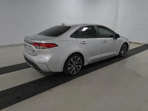 Photos of 2020 Toyota Corolla SE for sale in Plano, TX at Gulliver Auto Group