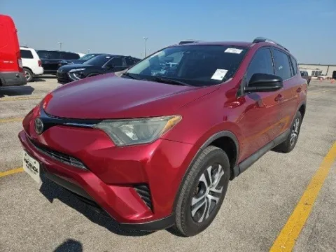 Red 2018 Toyota RAV4 LE for sale in Plano, TX