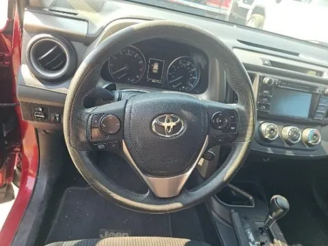 More photos of 2018 Toyota RAV4 LE at Gulliver Auto Group, TX