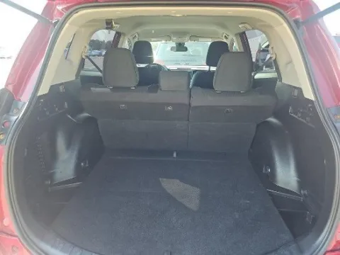 More photos of 2018 Toyota RAV4 LE at Gulliver Auto Group, TX