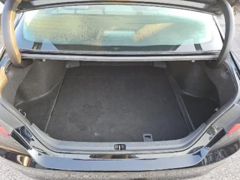 More photos of 2021 Toyota Camry Hybrid XLE at Gulliver Auto Group, TX