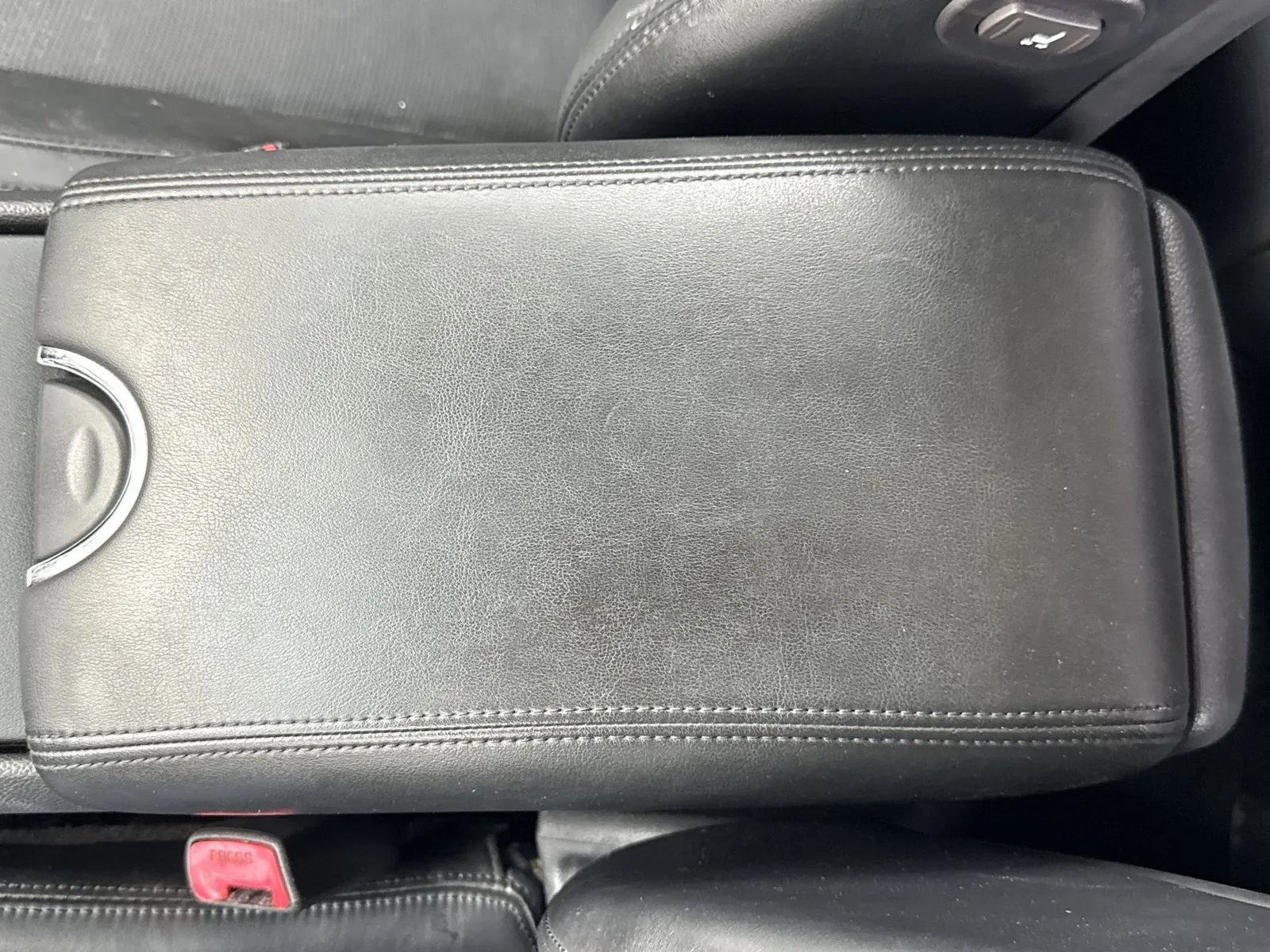 2015 INFINITI Q60 Convertible Base - Photo 36