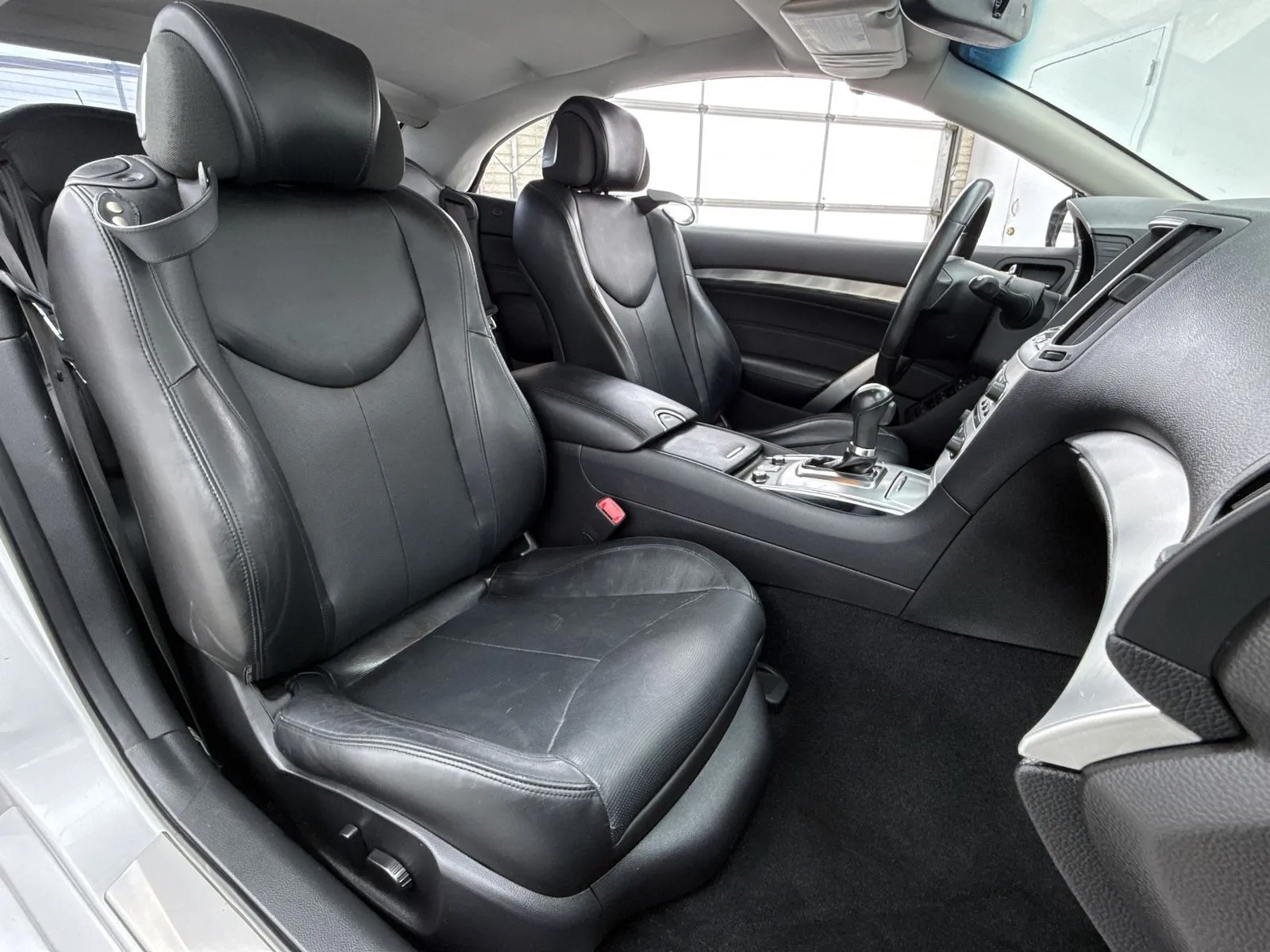 2015 INFINITI Q60 Convertible Base - Photo 13