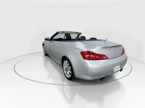 More photos of 2015 INFINITI Q60 at Gulliver Auto Group, TX