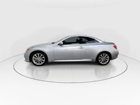 More photos of 2015 INFINITI Q60 at Gulliver Auto Group, TX