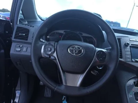 More photos of 2015 Toyota Venza Limited at Gulliver Auto Group, TX