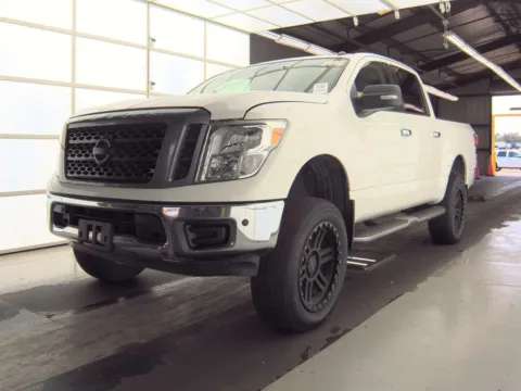 White 2019 Nissan Titan SV for sale in Plano, TX
