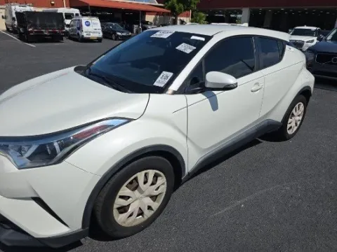 White 2019 Toyota C-HR LE for sale in Plano, TX