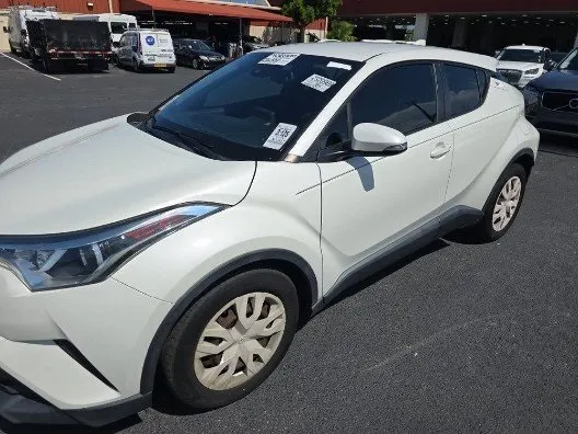 White 2019 Toyota C-HR LE for sale in Plano, TX