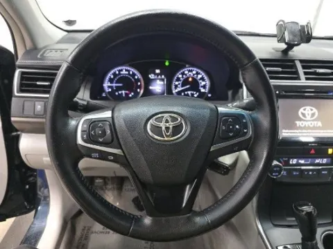 More photos of 2016 Toyota Camry XLE at Gulliver Auto Group, TX