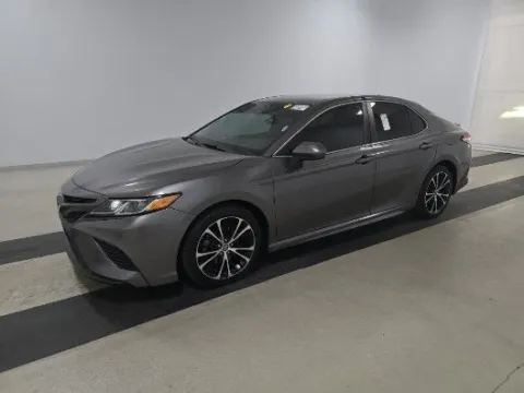 Gray 2020 Toyota Camry SE for sale in Plano, TX