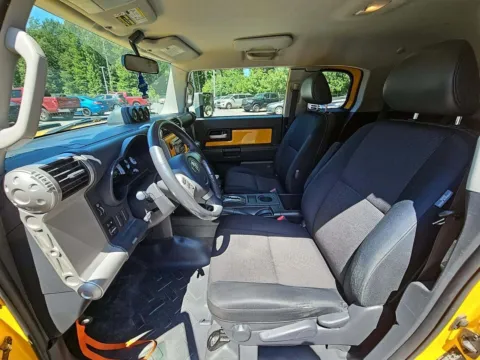 Another view of 2008 Toyota FJ Cruiser for sale in Plano, TX at Gulliver Auto Group