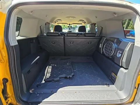 More photos of 2008 Toyota FJ Cruiser at Gulliver Auto Group, TX