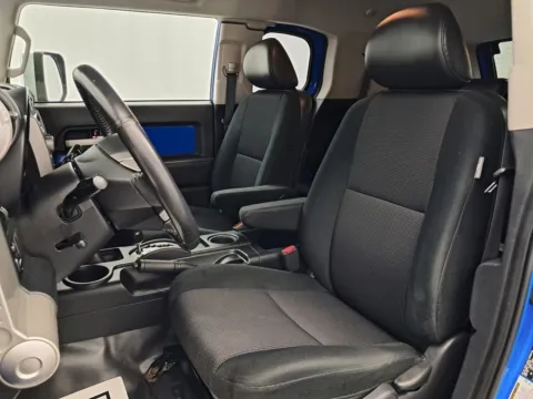 More photos of 2007 Toyota FJ Cruiser Premium at Gulliver Auto Group, TX
