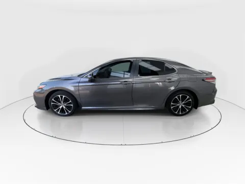 More photos of 2018 Toyota Camry SE at Gulliver Auto Group, TX