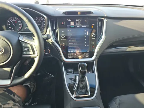 More photos of 2021 Subaru Outback Limited at Gulliver Auto Group, TX
