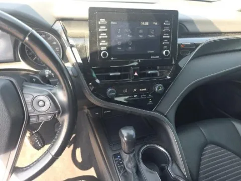 More photos of 2021 Toyota Camry SE at Gulliver Auto Group, TX