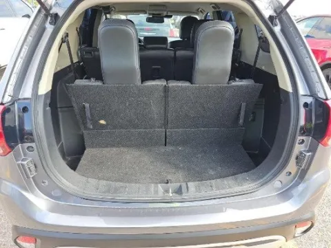 More photos of 2020 Mitsubishi Outlander SE at Gulliver Auto Group, TX