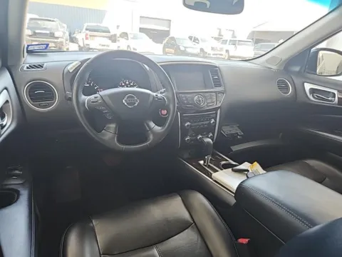 More photos of 2014 Nissan Pathfinder SL at Gulliver Auto Group, TX
