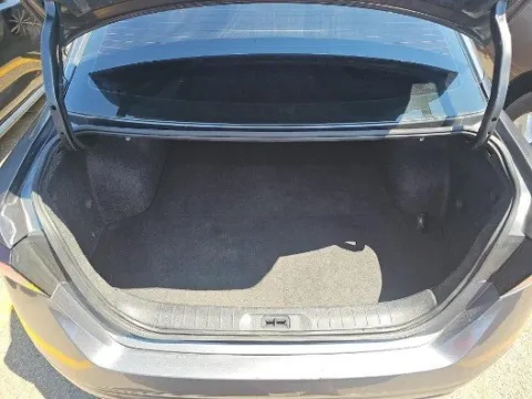 More photos of 2021 Nissan Altima 2.5 SR at Gulliver Auto Group, TX