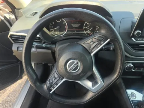 More photos of 2020 Nissan Altima 2.5 S at Gulliver Auto Group, TX