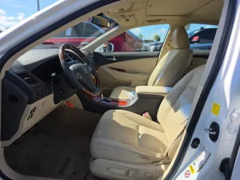 More photos of 2010 Lexus ES 350 at Gulliver Auto Group, TX