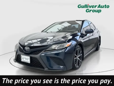 Blue 2020 Toyota Camry SE for sale in Plano, TX