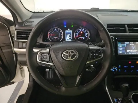More photos of 2015 Toyota Camry SE at Gulliver Auto Group, TX