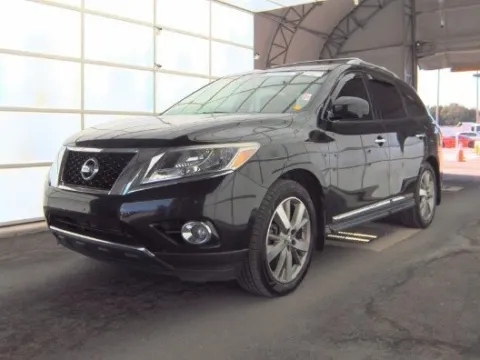 Black 2016 Nissan Pathfinder Platinum for sale in Plano, TX