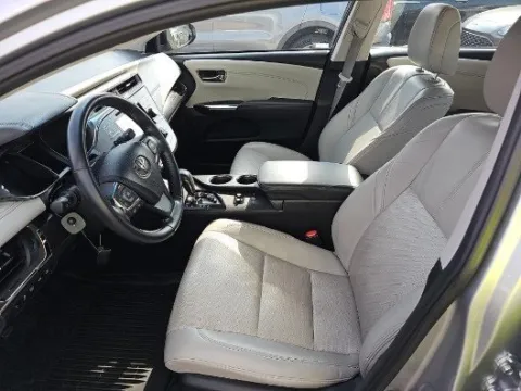 Another view of 2018 Toyota Avalon Limited for sale in Plano, TX at Gulliver Auto Group