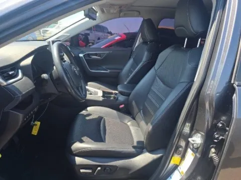 More photos of 2019 Toyota RAV4 Hybrid Limited at Gulliver Auto Group, TX