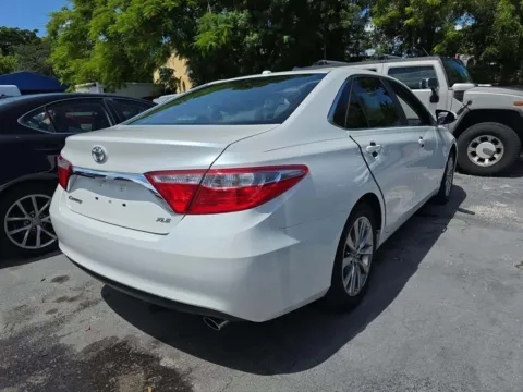Photos of 2017 Toyota Camry XLE for sale in Plano, TX at Gulliver Auto Group