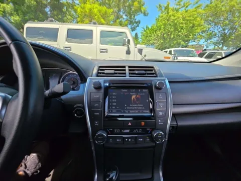 More photos of 2017 Toyota Camry XLE at Gulliver Auto Group, TX
