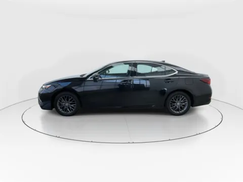 More photos of 2018 Lexus ES 350 at Gulliver Auto Group, TX