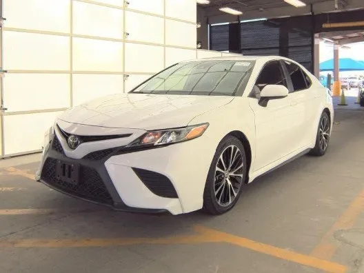 White 2020 Toyota Camry SE for sale in Plano, TX