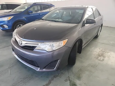 Gray 2014 Toyota Camry LE for sale in Plano, TX