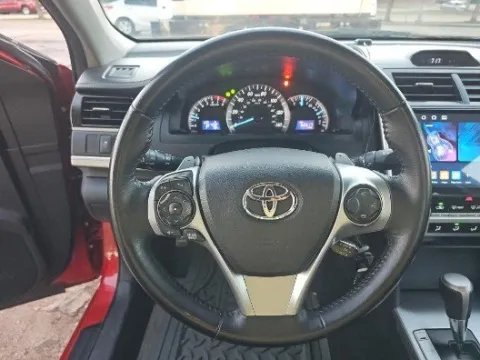 More photos of 2014 Toyota Camry SE at Gulliver Auto Group, TX