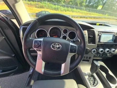 More photos of 2016 Toyota Sequoia SR5 at Gulliver Auto Group, TX