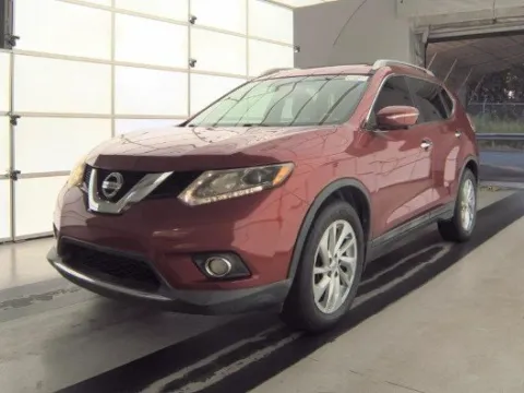 Red 2014 Nissan Rogue SL for sale in Plano, TX