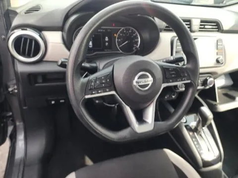 More photos of 2021 Nissan Versa 1.6 SV at Gulliver Auto Group, TX