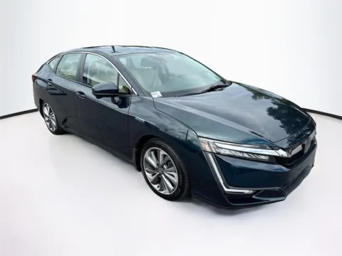 Photos of 2018 Honda Clarity Plug-In Hybrid for sale in Plano, TX at Gulliver Auto Group