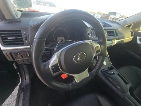 More photos of 2012 Lexus CT 200h Premium at Gulliver Auto Group, TX